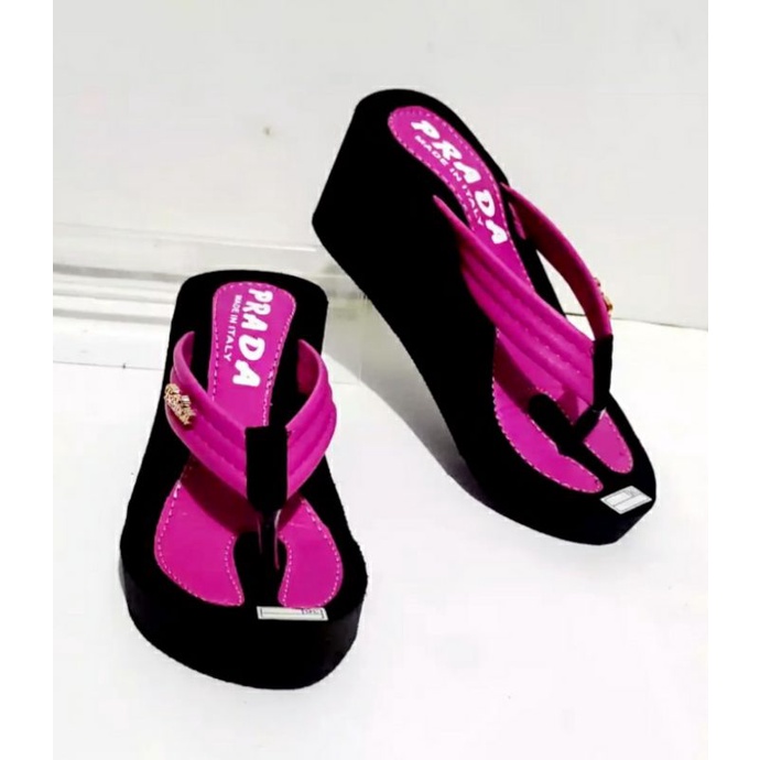 Arkn-SandaL wedges wanita spon terbaru bisa cod