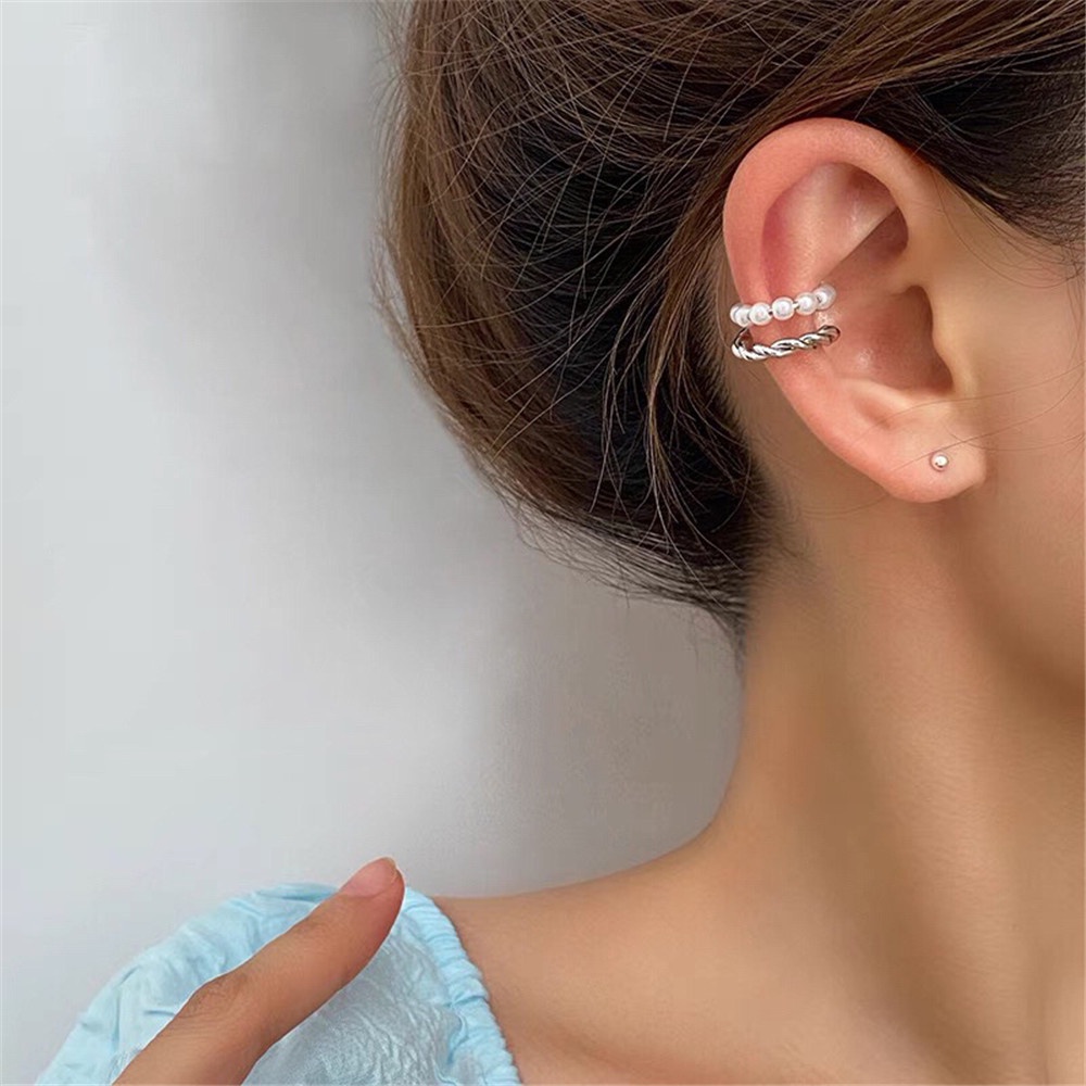 1pc Anting Klip Telinga Wanita Model retro Elegan Bentuk Lingkaran Ganda Hias Mutiara