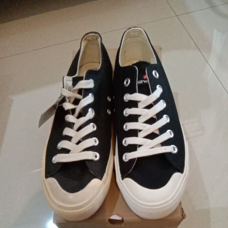 sepatu airwalk Aiw New Basic Canvas-Low