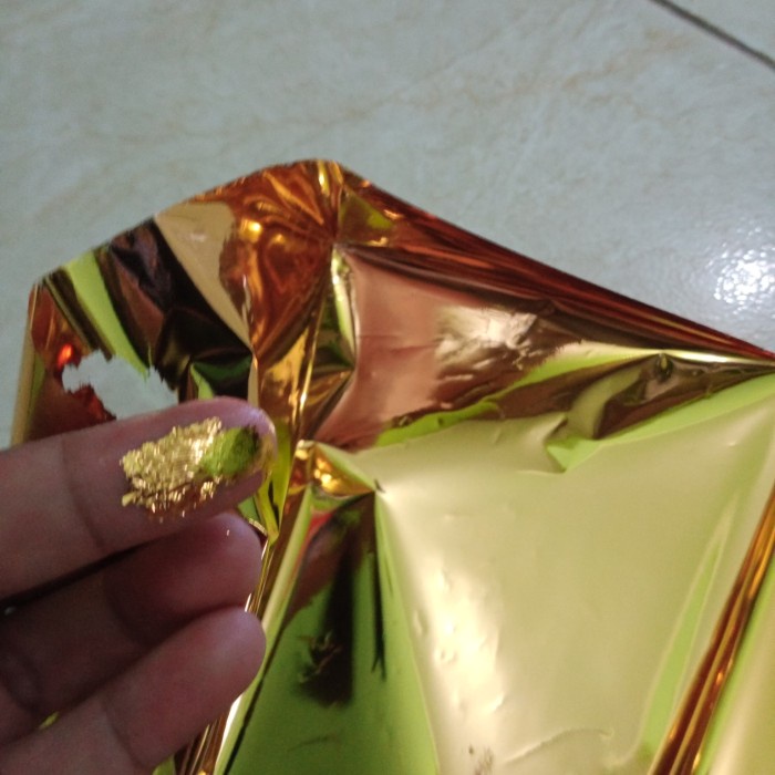 

kaligrafi-perlengkapan- prada emas + adhesive gilder -perlengkapan-kaligrafi.