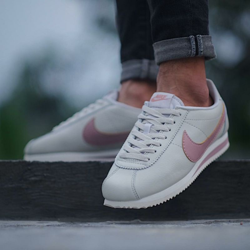 SALE NIKE CORTEZ LEATHER BONE (100% ORIGINAL) SEPATU SNEAKERS CASUAL SPORT OLAHRAGA LARI WANITA