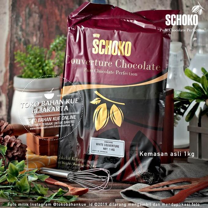 

Schoko WHITE Couverture Chocolate 1kg Cokelat Baking Coklat Putih Susu PROMO SPECIAL Kode 1057