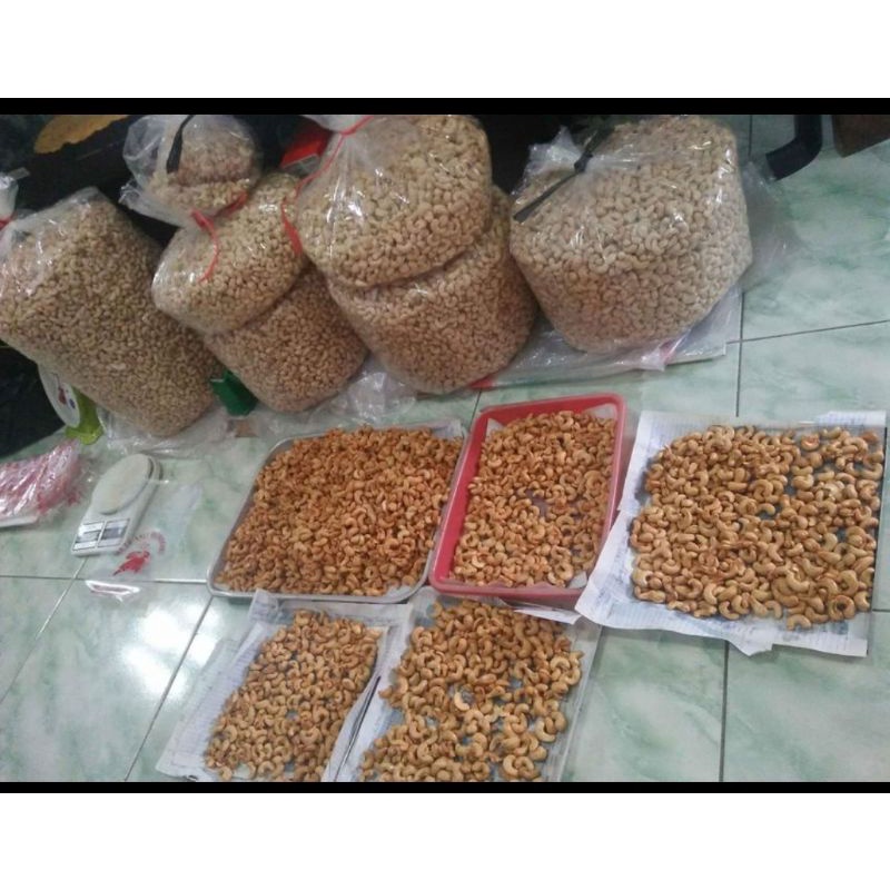 

Kacang MEDE/mete berat 1 kg Super.