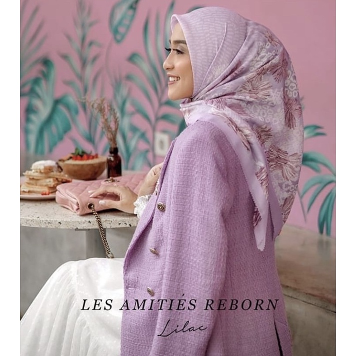 Buttonscarves Les Amities Reborn Lilac
