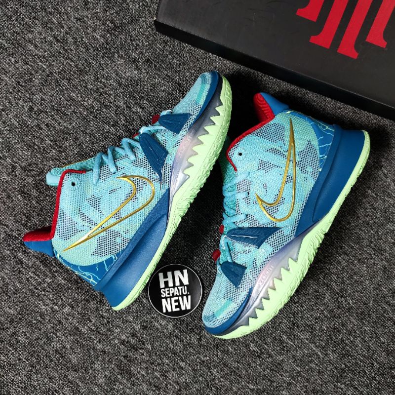 SPECIAL FX BLUE SEPATU BASKET KYRIE VII 