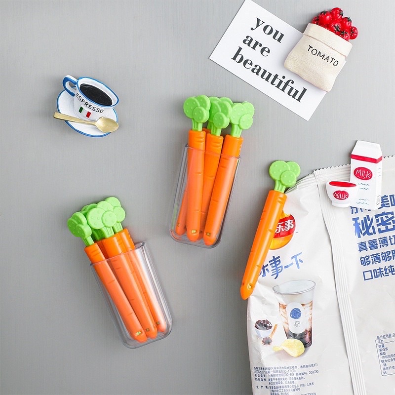 [clashop]Jepitan Plastik Snack Klip Carrot Wortel Isi 5pc Ada Tempat Case Mika dan Holder  Import