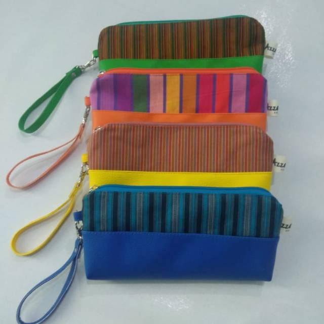 

LURIK CASE