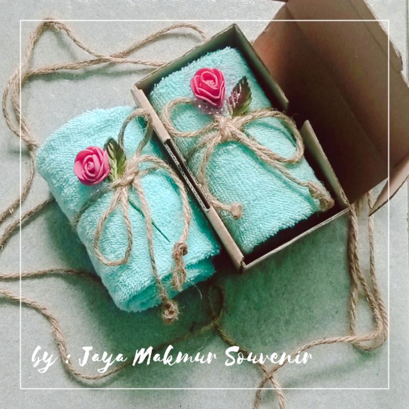 souvenir handuk / souvenir pernikahan handuk / souvenir siraman / wedding souvenir