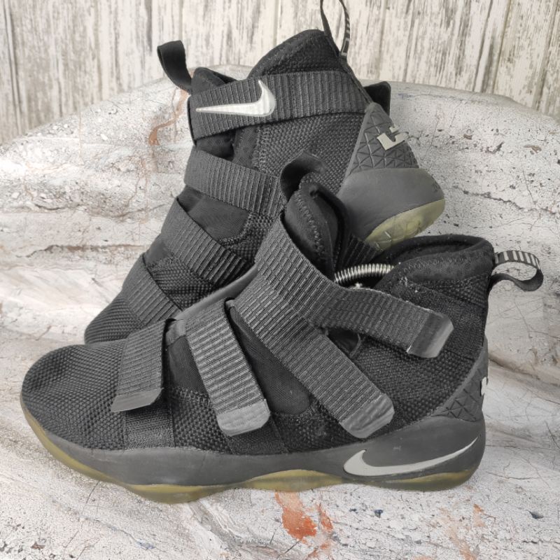 Harga Nike Lebron Soldier 11 Terbaru 