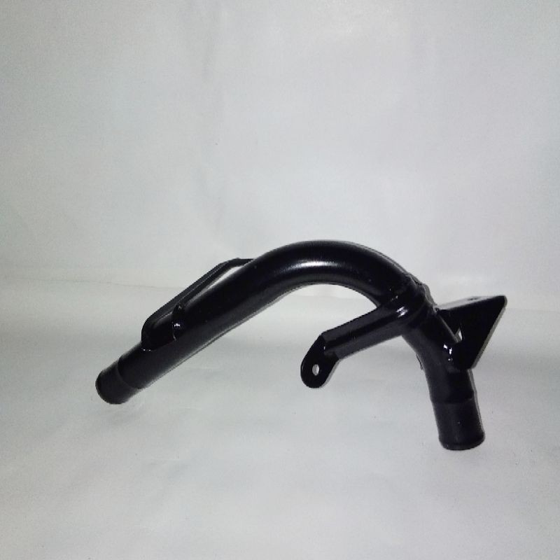 PIPA RADIATOR BAWAH HITAM AVANZA