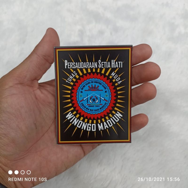 

Stiker SH WINONGO PSHW Persaudaraan Setia Hati Tunas Muda Winongo Madiun STK 1903 Stiker Vinyl EKS Eling Kuat Slamet Stiker Vinyl PENCAK SILAT asli Madiun Indonesia