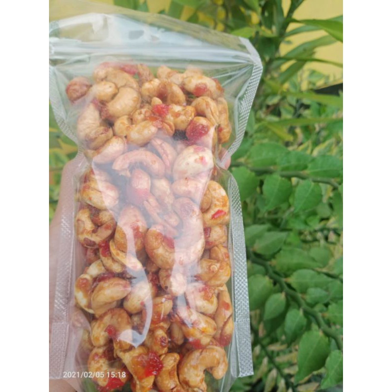 

KACANG METE PEDAS MANIS 250gr kacang Mede Wonogiri herdiyon