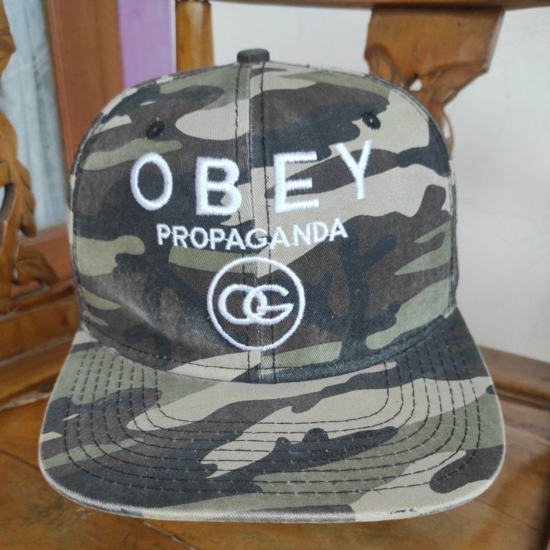 Topi Obey Camo Second