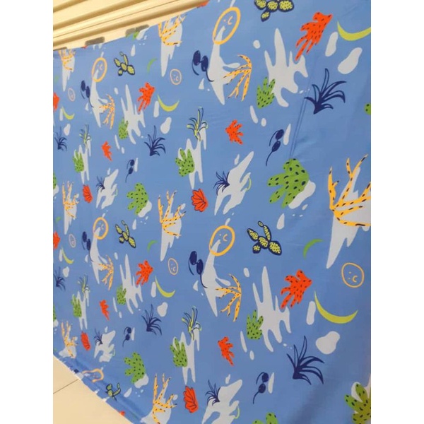 kain katun rayon motif abstrak