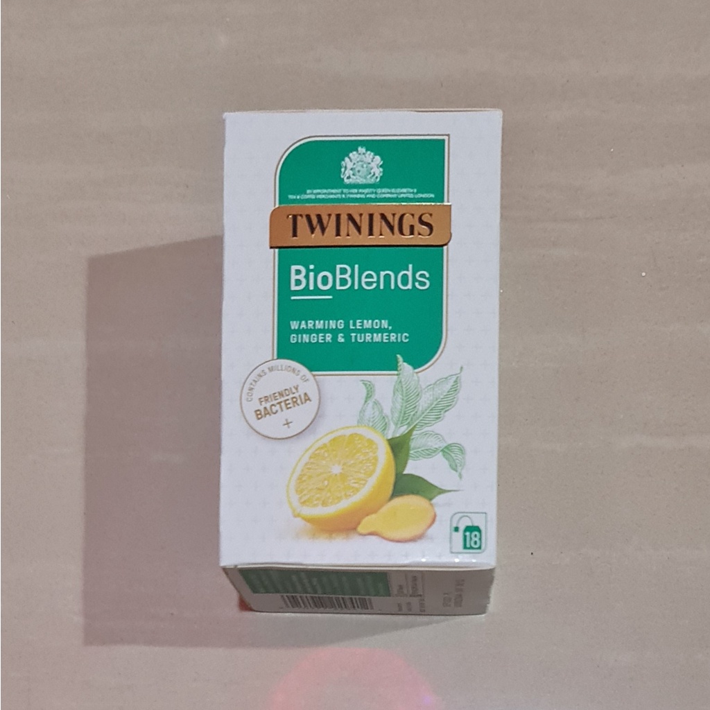 Twinings Tea BioBlends Warming Lemon Ginger &amp; Turmeric 18 x 1.5 Gram