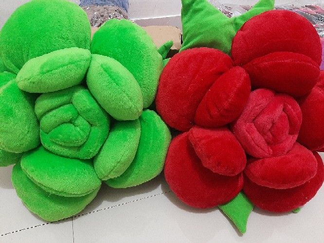 Grosir Bantal Bunga Mawar Murah