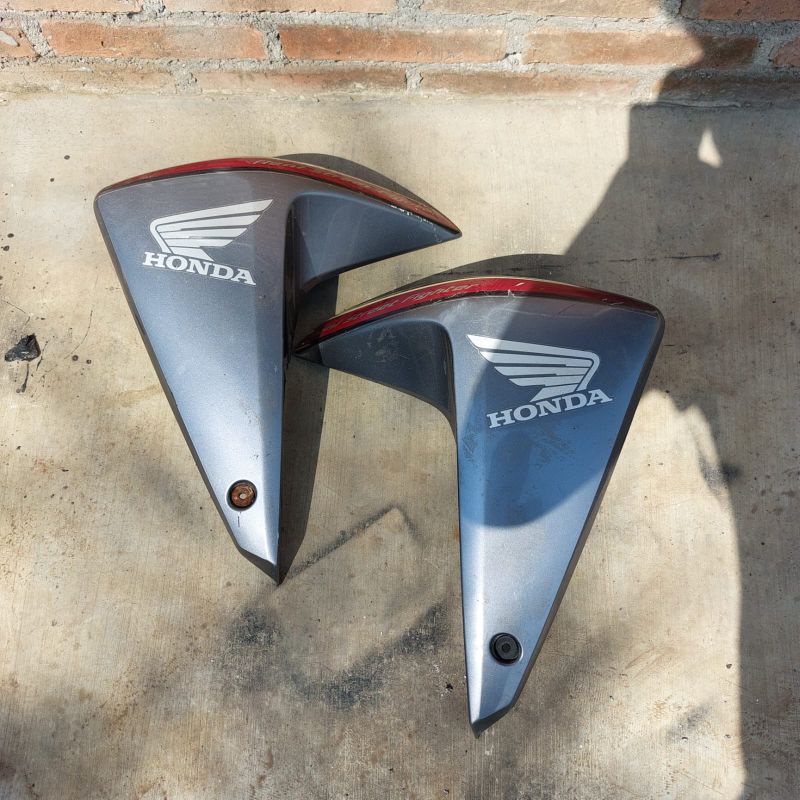 sayap cover tangki megapro new monoshock megapro mono original