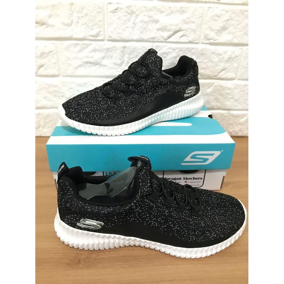 Sepatu Sketcher Skechers Muzzin Man - Hitam, 40