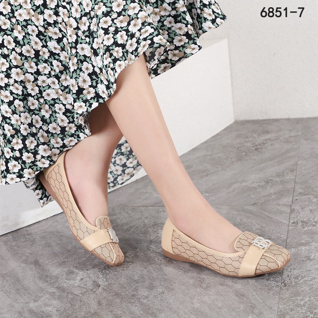 Logo BB Flat Shoes #6851-7