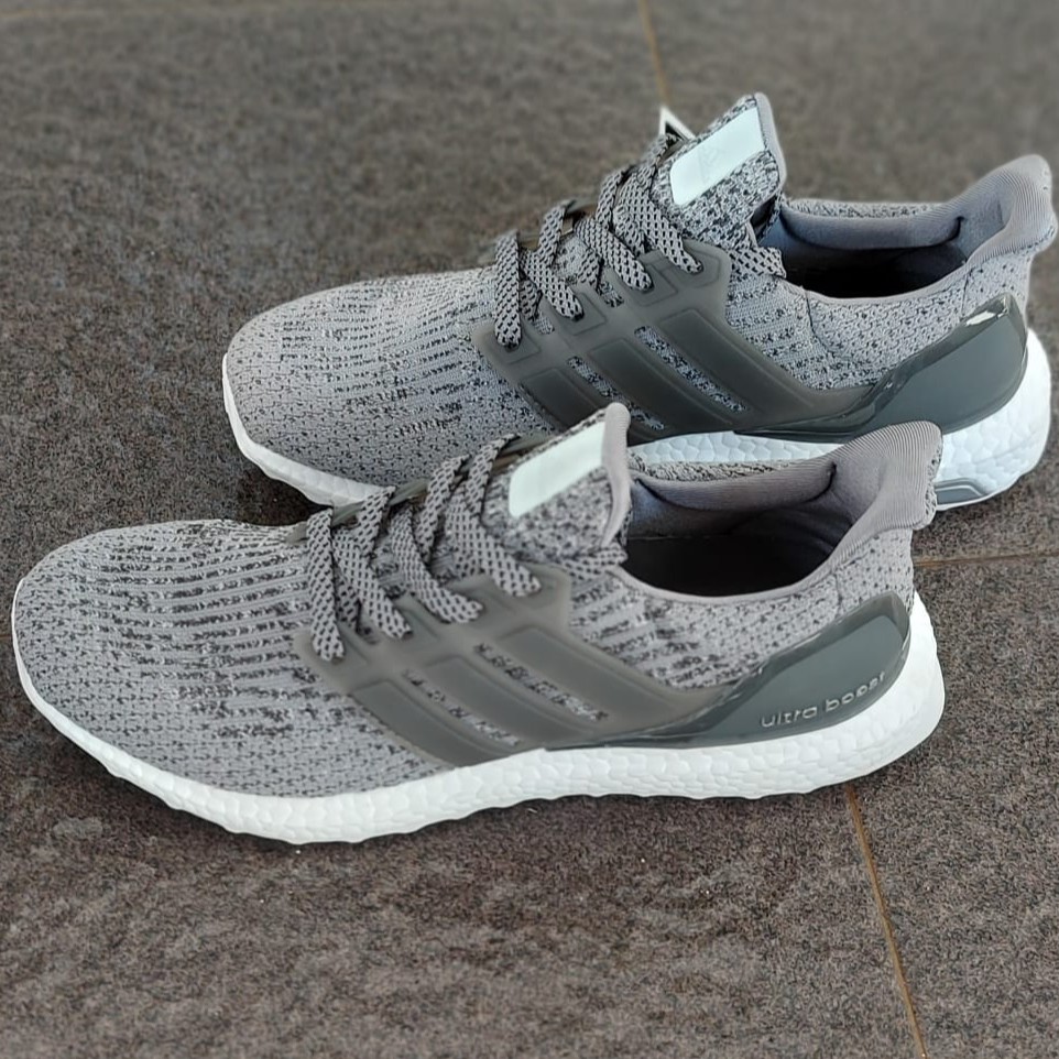 Sepatu Sport Running ADIDAS ULTRA BOOST DARK GREY