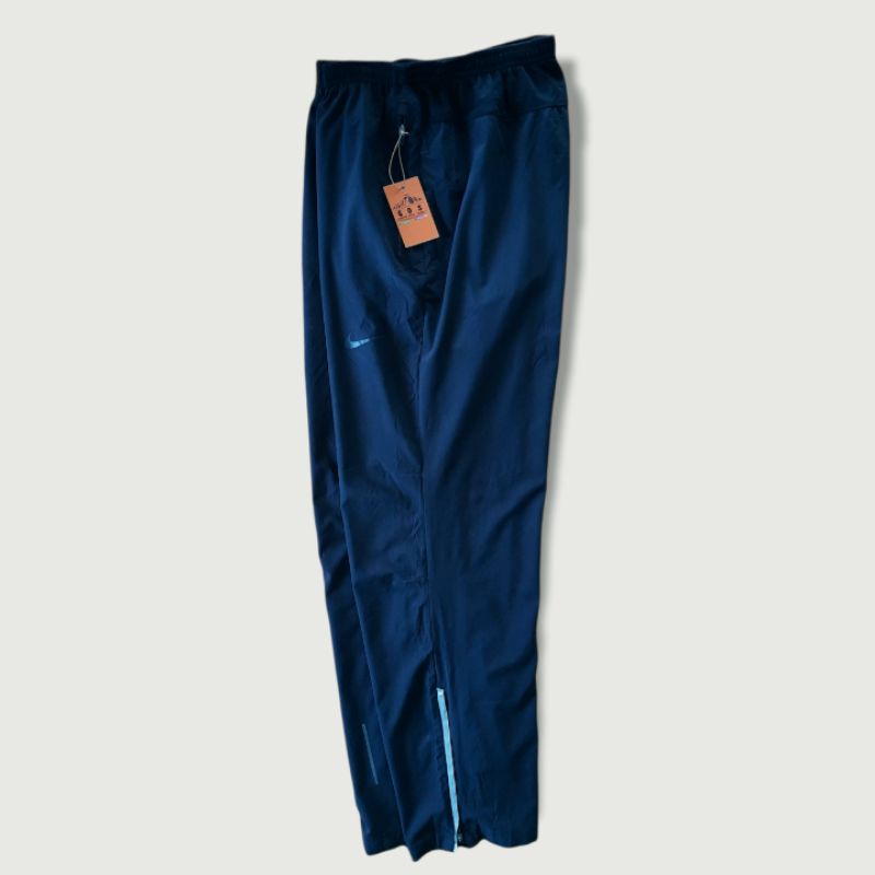 CELANA NIKE SECOND dan baselayer