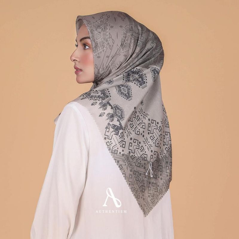 Em3 Scarf, MOTIF Authen series  HIJAB SEGIEMPAT VOAL PREMIUM TERBARU BEST SELLER