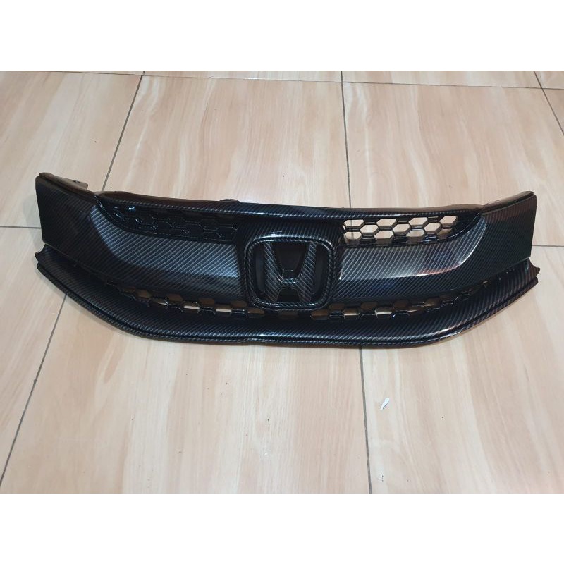 GRILL HONDA MOBILIO 2013-2015 CARBON