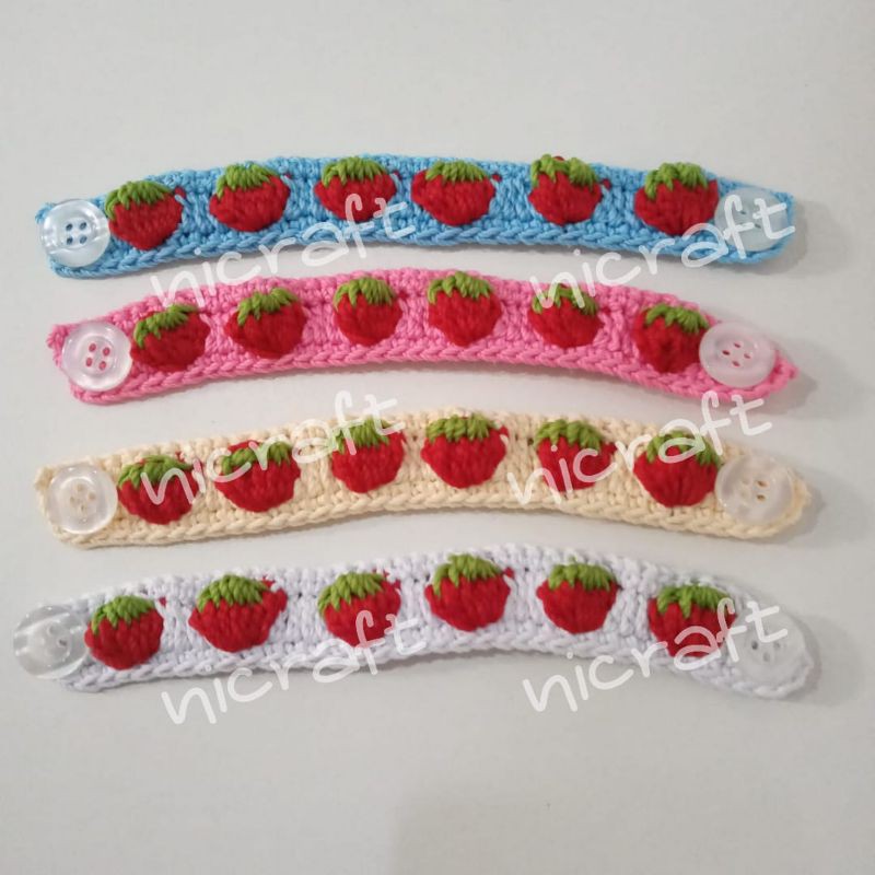 konektor masker rajut strawberry lucu banget, SEBELUM ORDER BACA DESKRIPSI TERLEBIH DAHULU YA