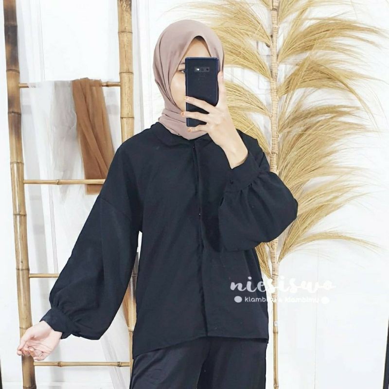 garmensolo || KEMEJA WANITA MODEL TARTAN CROP/ KEMEJA WANITA BAHAN WOLFIS / TUNIK JUMBO PREMIUM BLOUSE TARTAN LENGAN BALON MIZU KOREAN STYLE | KEMEJA FLANEL WANITA NUMMA-RUFFI BLOUSE HITAM