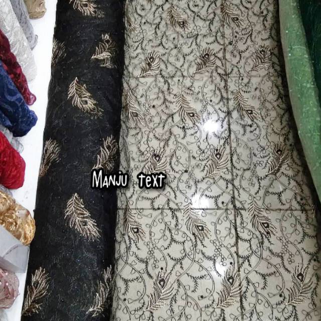 Kain -bahan tile mutiara motif bulu merak/cocok untuk gaun,dress atasan kebaya,seragaman,dll terbaru