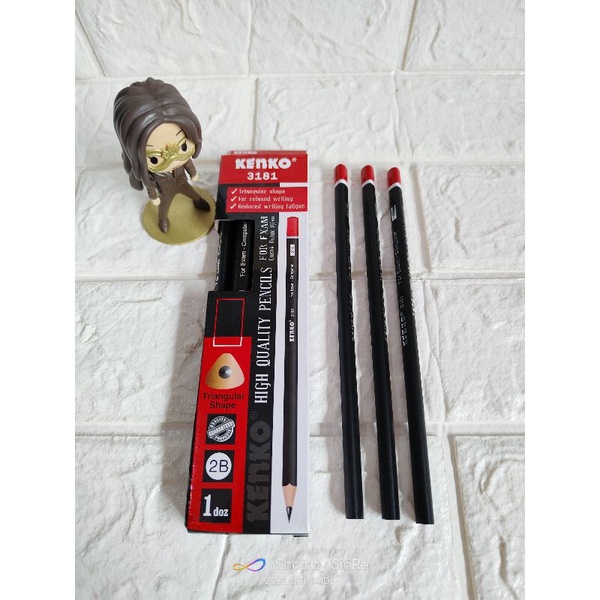 

2 PCS / 2 BIJI!! Pensil segitiga kenko/triangular shape kenko/pensil segitiga murah