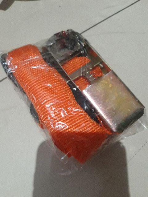 Tali Pengikat Barang Di Motor Ratchet Tie Down Set 4,5 Meter