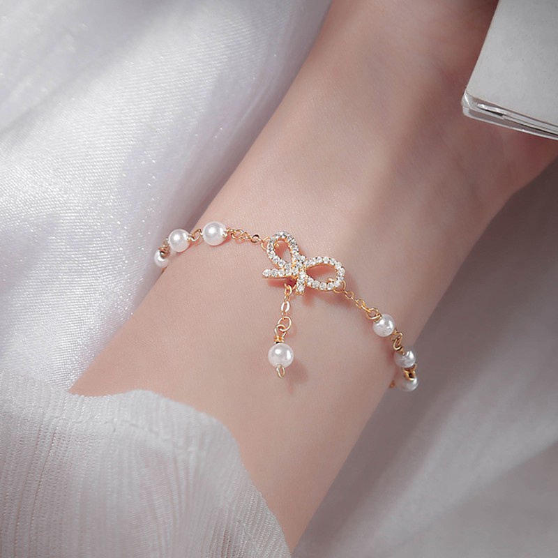 Roselife Gelang Tangan Wanita Desain Pita Hias Kristal Mutiara Gaya Korea Untuk Hadiah