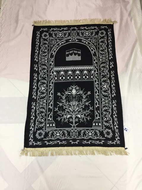 Sajadah motif kembang made in turkey