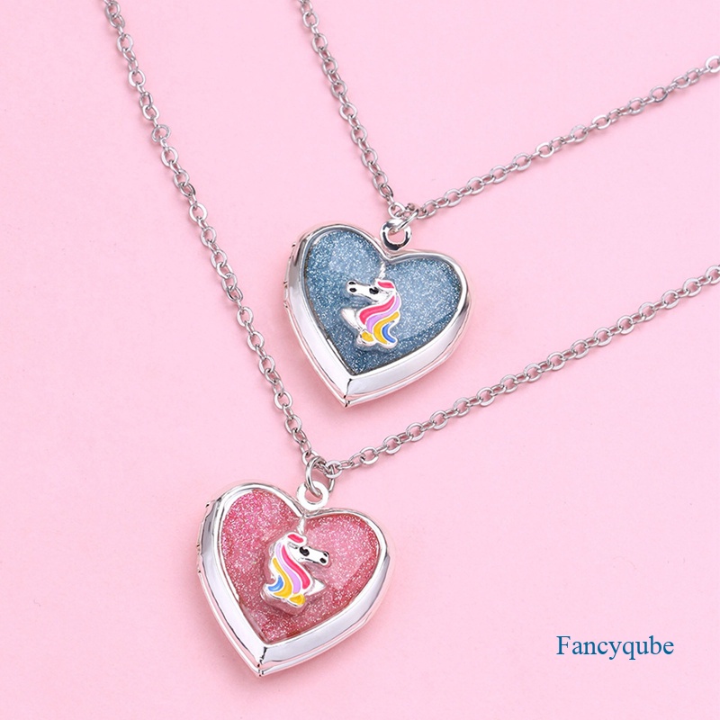 2pcs / Set Kalung Rantai Dengan Liontin Unicorn Warna-Warni Untuk Wanita