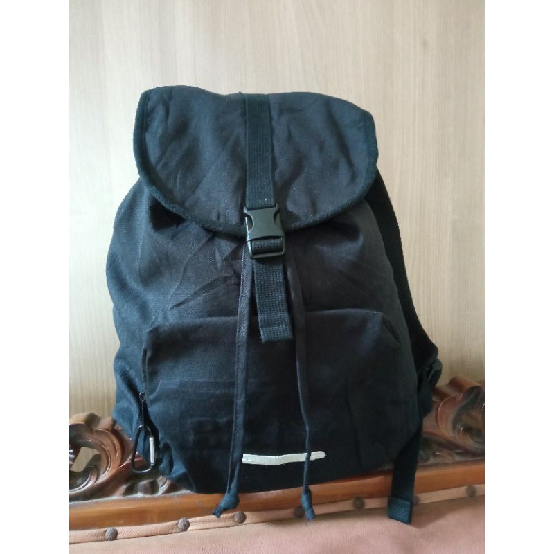 Tas Preloved Ransel Hitam Brand RawRow