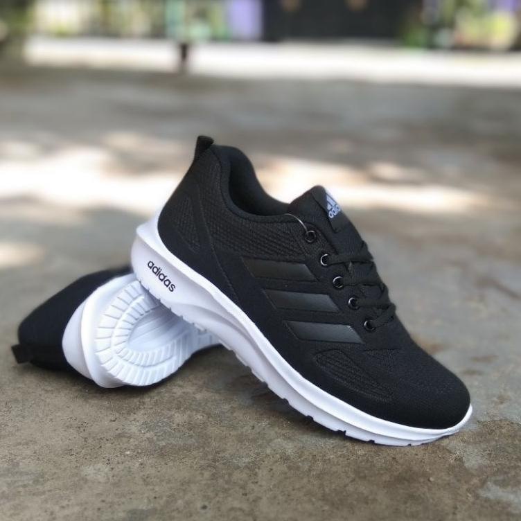 Best Product Sepatu Sekolah Adidas Hitam Putih - Hitam Polos Pria/Wanita Sepatu Kerja
