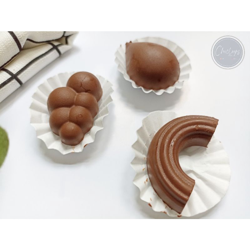

Coklat Susu | Coklat Bentuk | Coklat Pelangi | Coklat Murah | Coklat Lucu