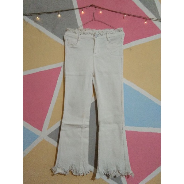 Jeans Wanita/Cutbray Jeans/Celana Wanita/Celana Jeans [PRELOVED]