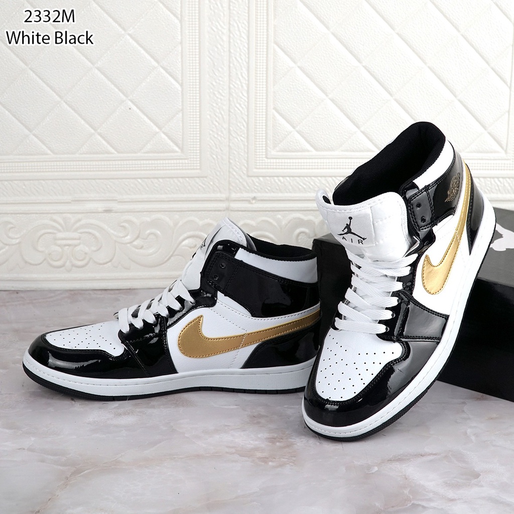 SEPATU COWOK NK AJ 2332M