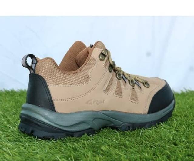 Sepatu Gunung Rei Tembesi (ORI)