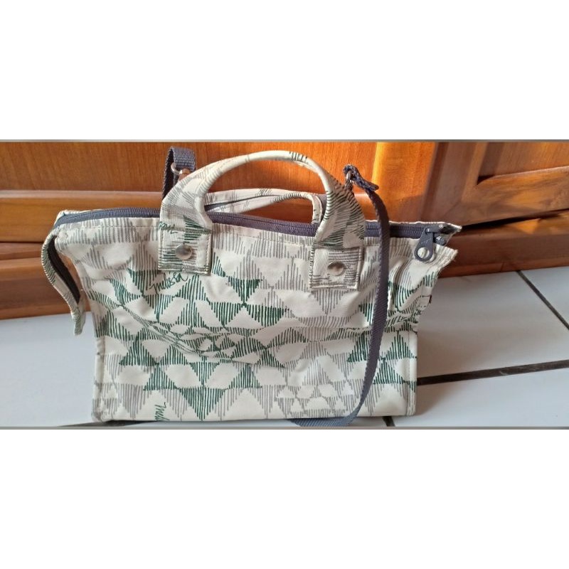 tas tulisan sling bag chemist green winter by melissa