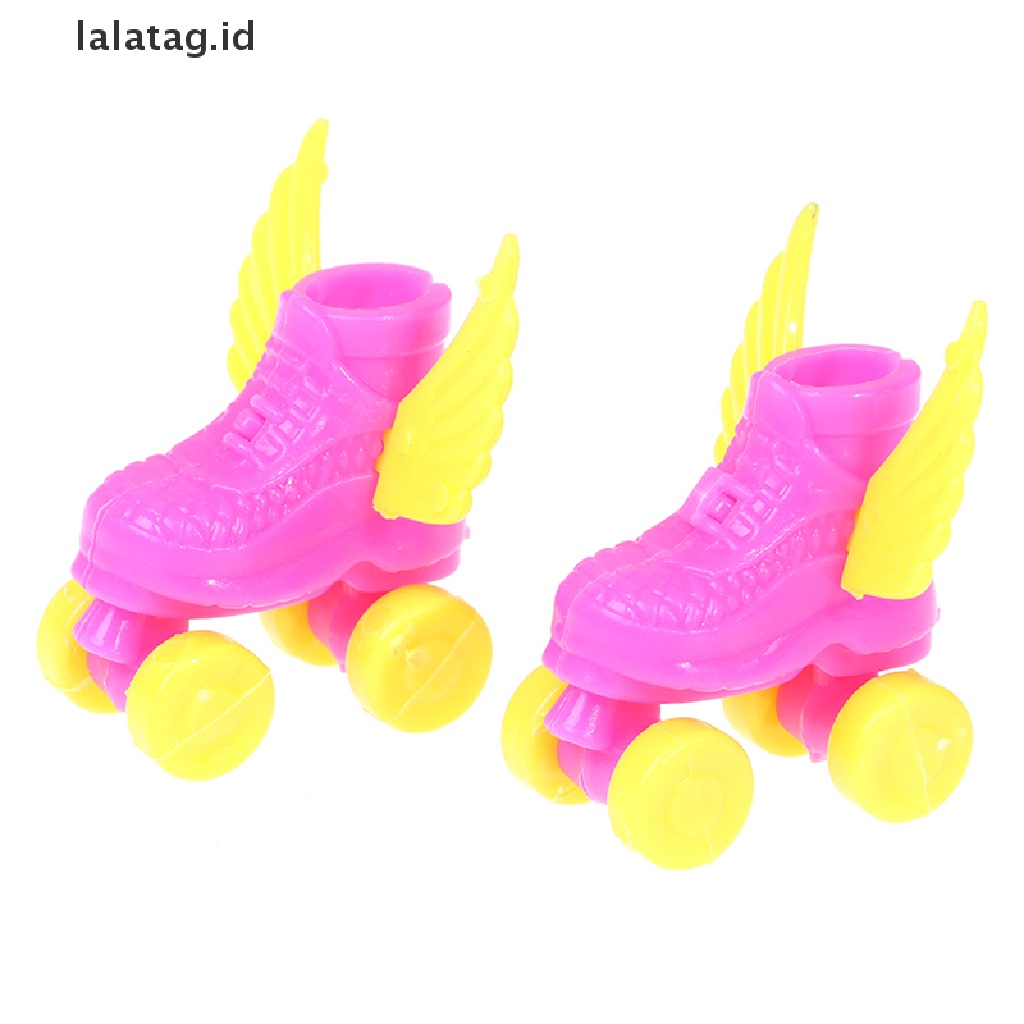 (Flyag) 4pcs / Set Mainan Miniatur Sepatu Roda + headset Untuk Aksesoris Boneka (ID)