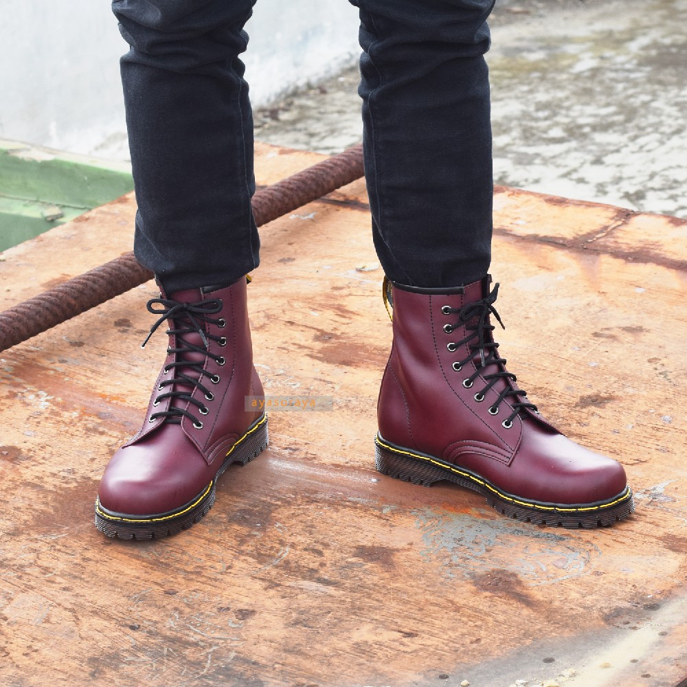 SEPATU Boots Classic Pria Wanita Unisex Model Docmart Warna Maroon Original Bandung KULIT