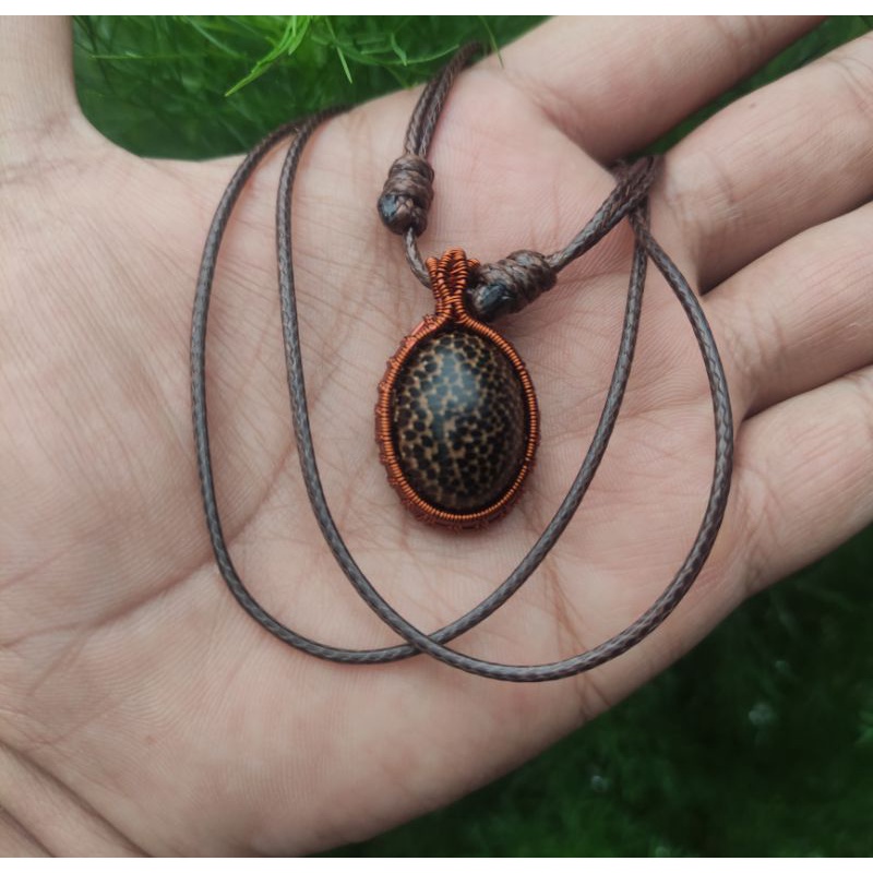 Kalung liontin etnik kayu liwung (N)