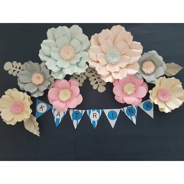 

Paper flower paket 70rb isi 8 bunga