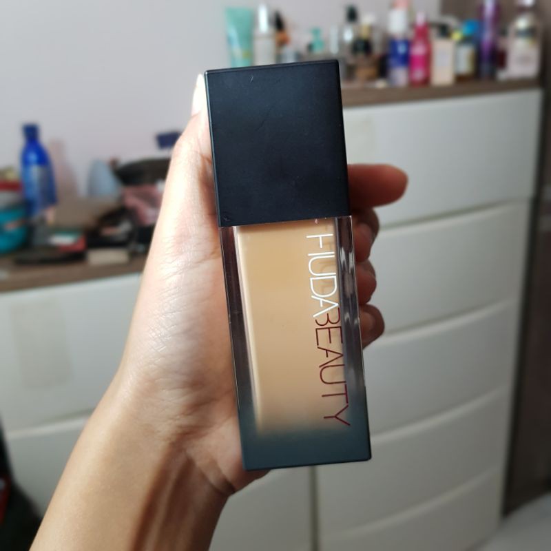 huda beauty foundation original
