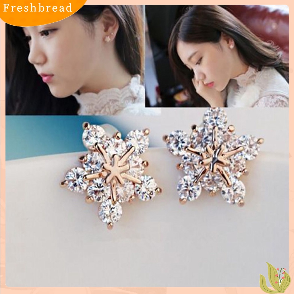 [Fresh] 1 Pasang Anting Tusuk Motif Snowflake Hias Berlian Imitasi Berkilau untuk Wanita / Hadiah