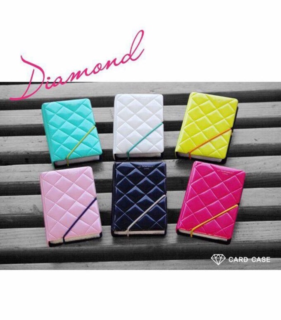 DIAMOND CARD HOLDER