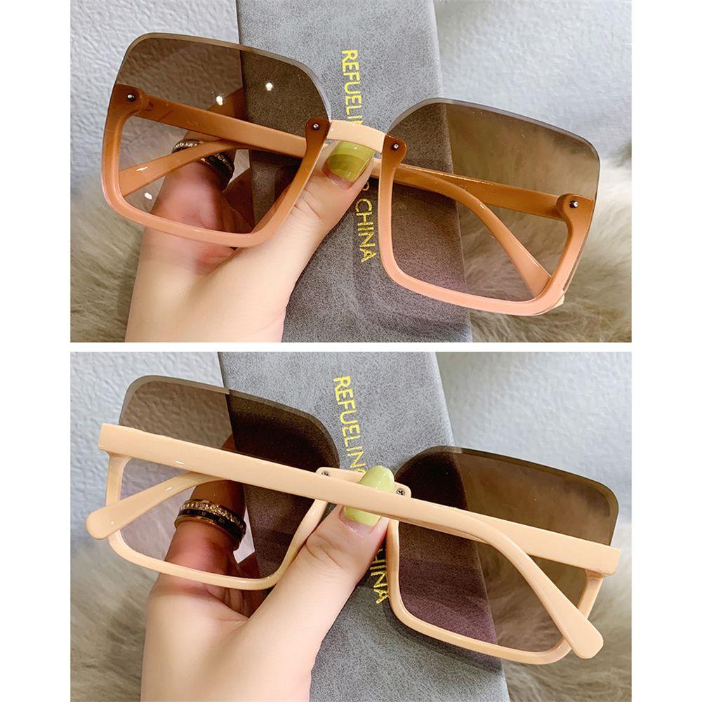 Kacamata Hitam Model Bingkai Besar Gaya Vintage